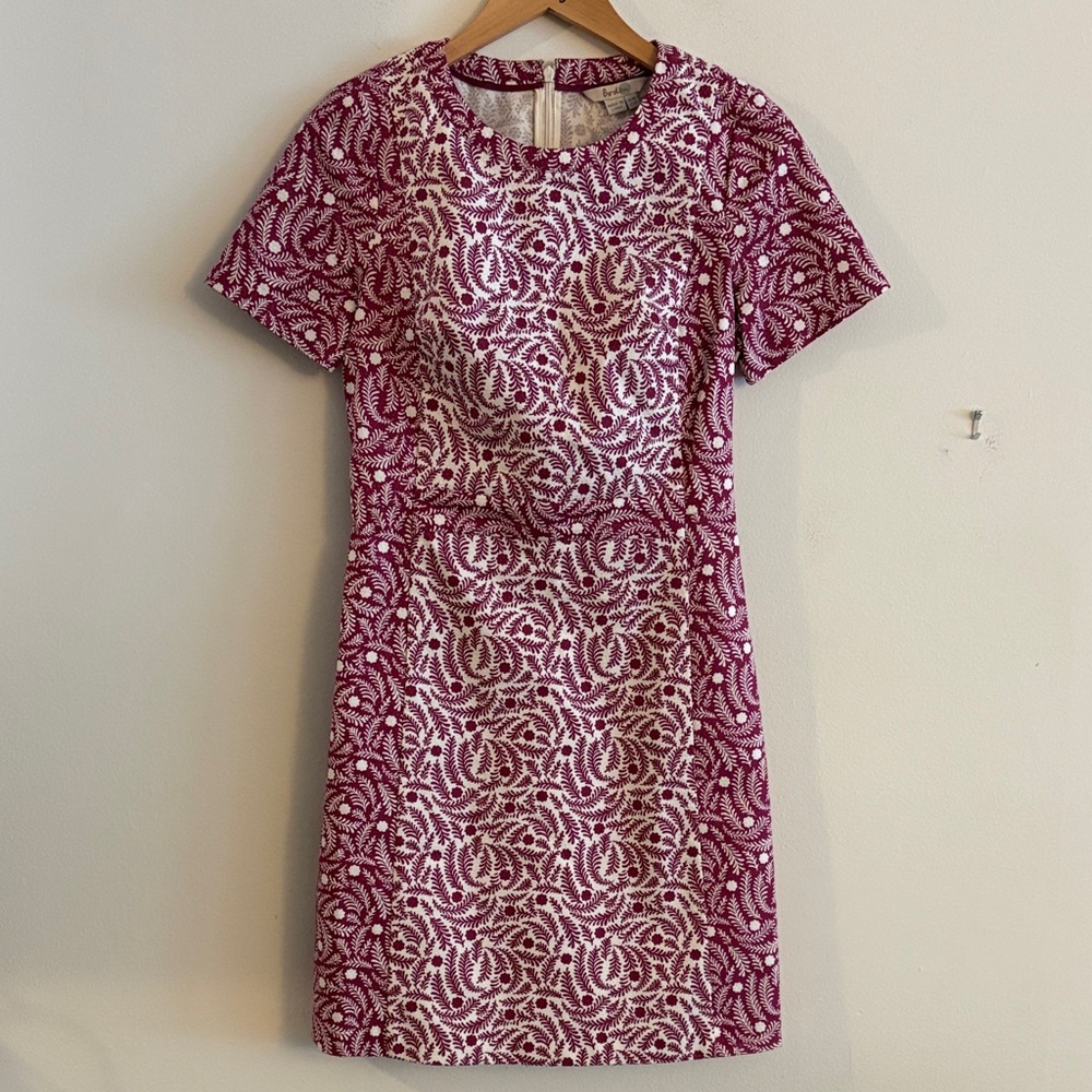 Boden Isla Short Sleeve Dress in Cranberry Fern Size 4